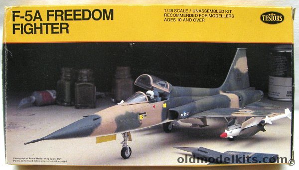 Testors 1/48 Northrop F-5A Tiger Freedom Fighter - USAF, 560 plastic model kit